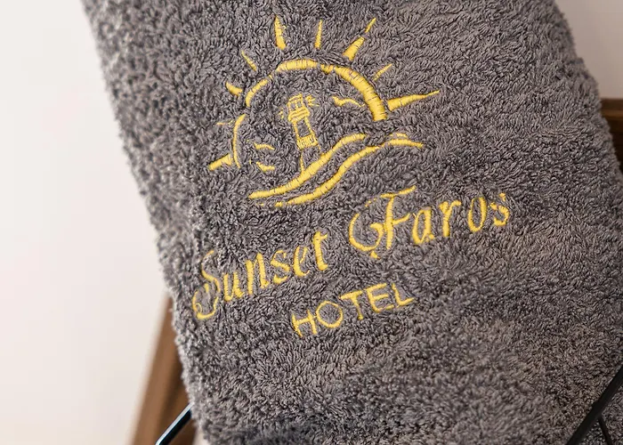 ホテル Sunset Faros 3*